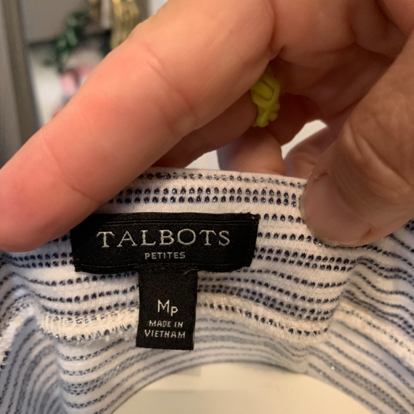 Talbots pet.beaded sparkle square neck top. Worn a few times. In very good ahape - Picture 2 of 4